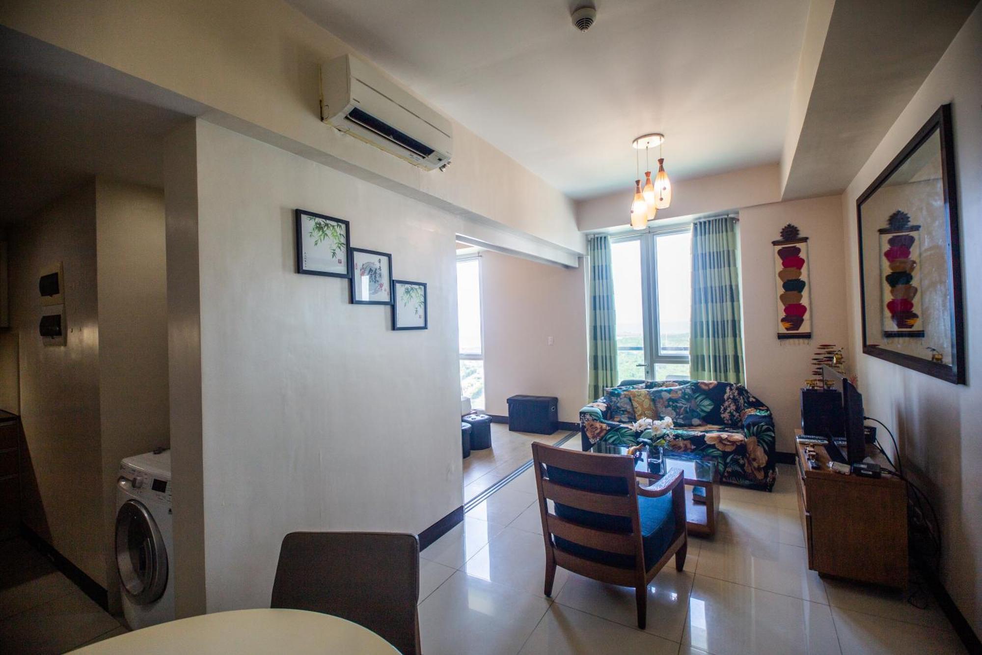 Mactan Newtown Seaview Condo By Fjcivo Lapu-Lapu City Eksteriør bilde