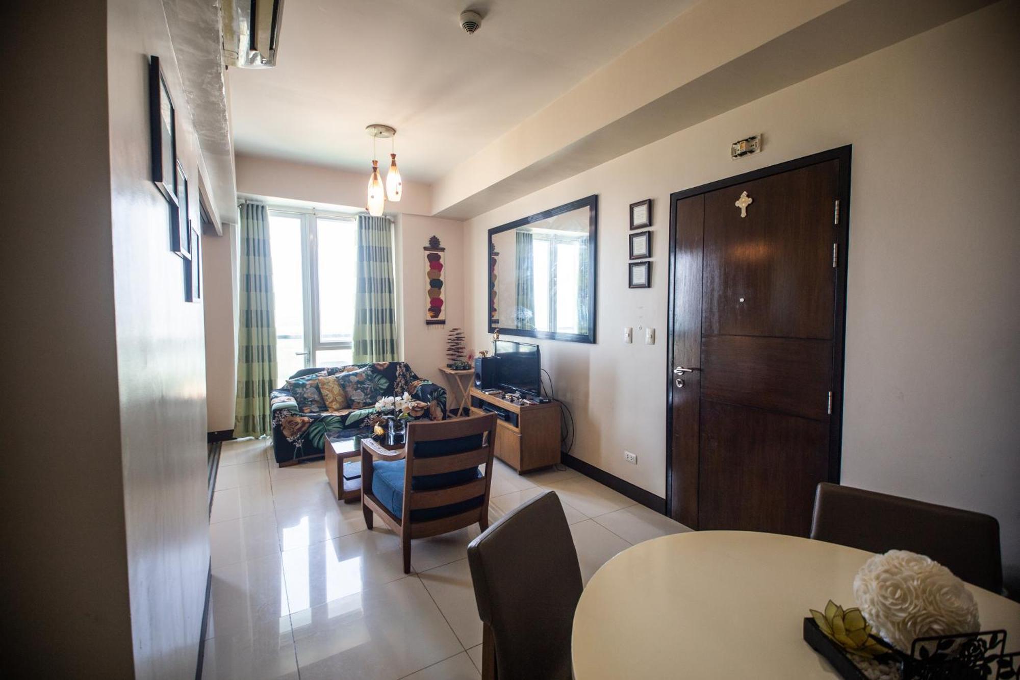 Mactan Newtown Seaview Condo By Fjcivo Lapu-Lapu City Eksteriør bilde