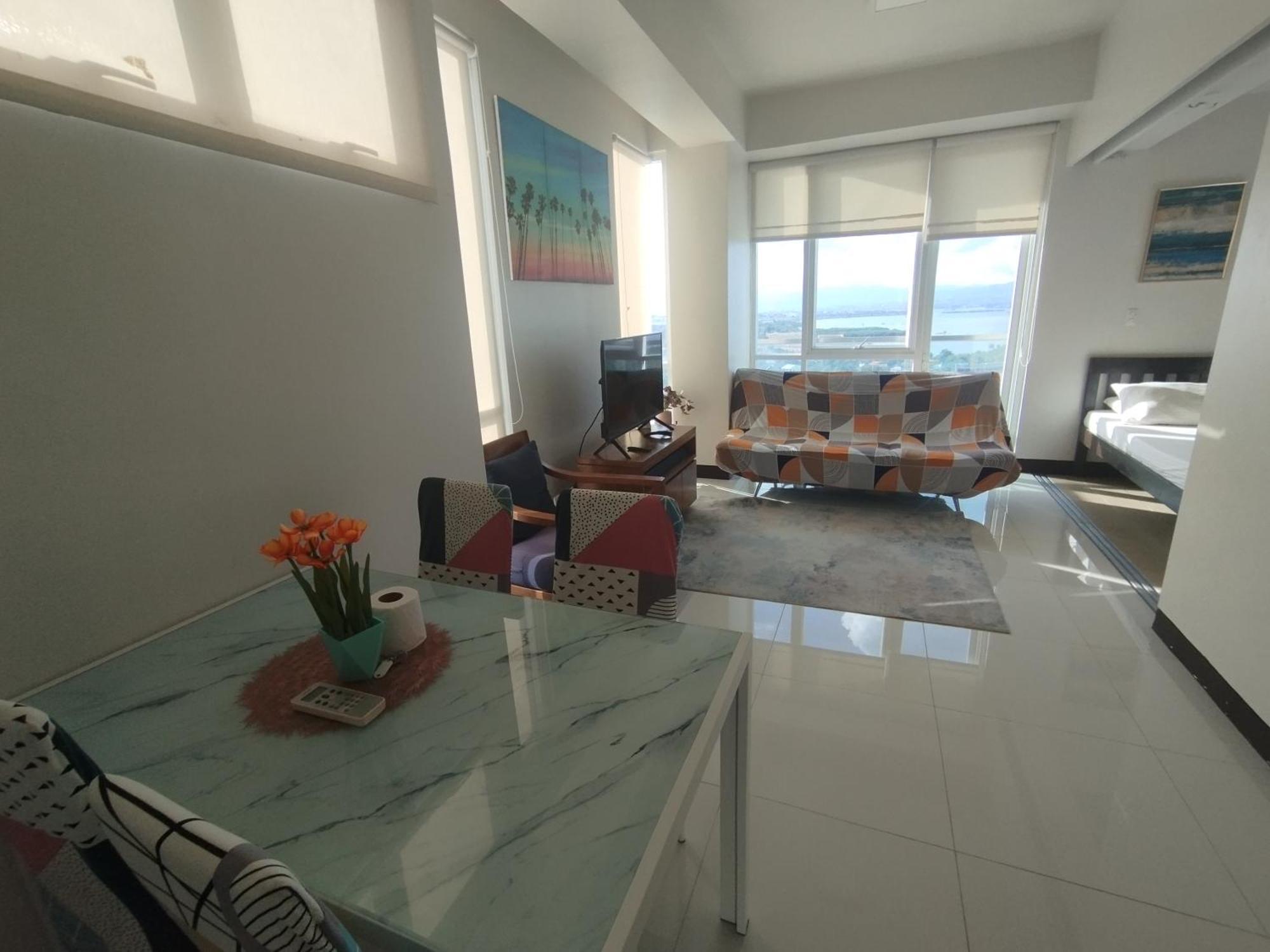 Mactan Newtown Seaview Condo By Fjcivo Lapu-Lapu City Rom bilde